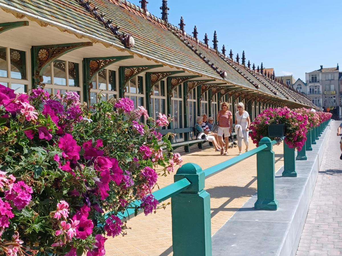 Appartement Blankenberge Zeedijk Aan De Pier Экстерьер фото
